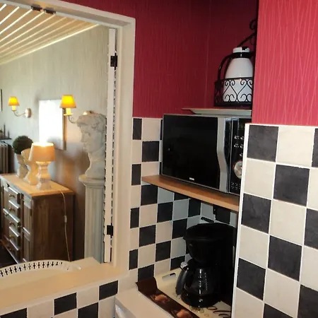 Residentie Maria Lucia Apartment